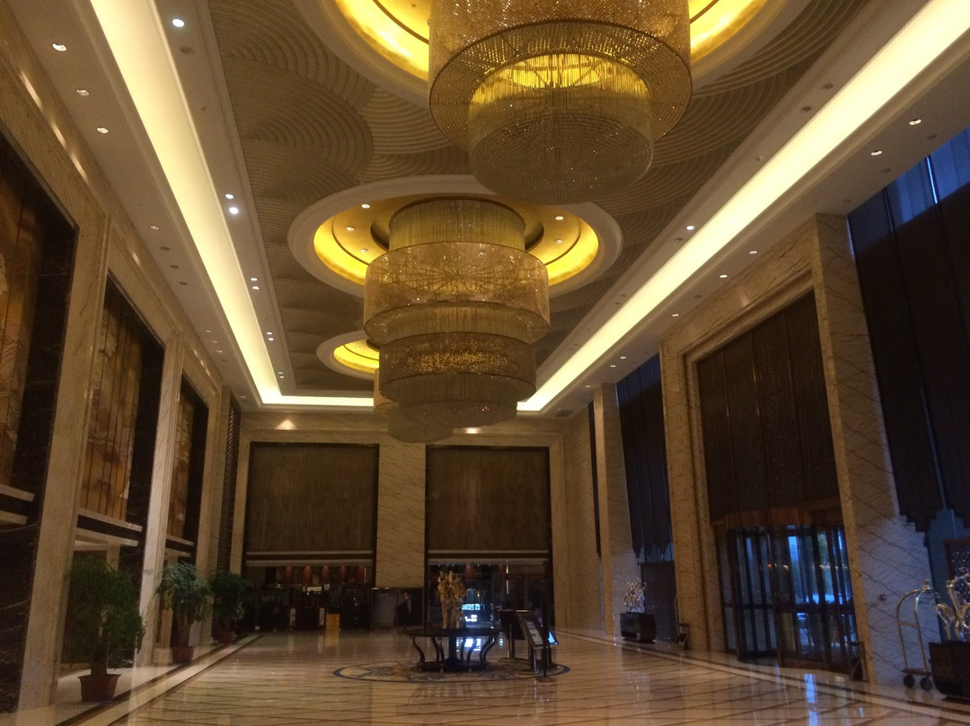 君泰维景国际大酒店主图