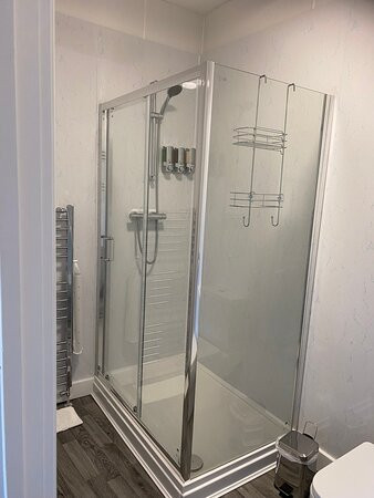 The Green Dragon主图