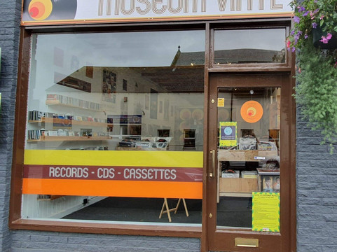 Museum Vinyl-圣奥斯特尔必去景点
