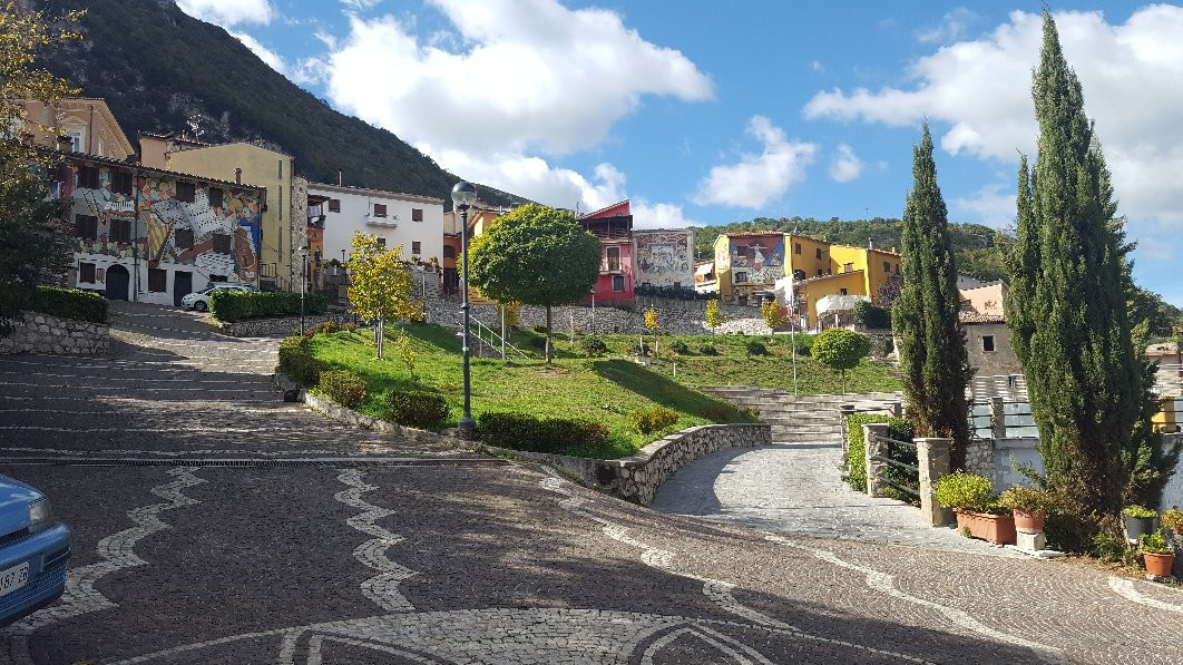 Sant'Angelo Le Fratte旅游攻略图片