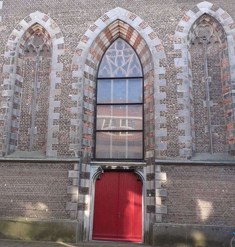 Onze Lieve Vrouwekerk Of Buitenkerk-坎彭必去景点