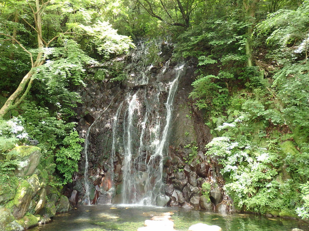 Tamadare Falls / Hien Falls