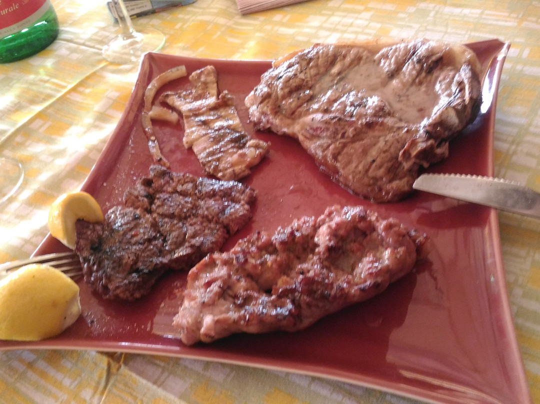 Sesto Campano餐馆和美食-Barbecue