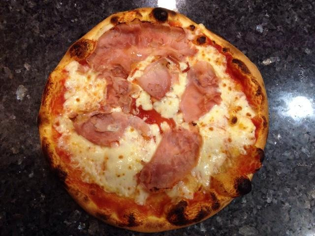 Sumirago餐馆和美食-LA LANTERNA