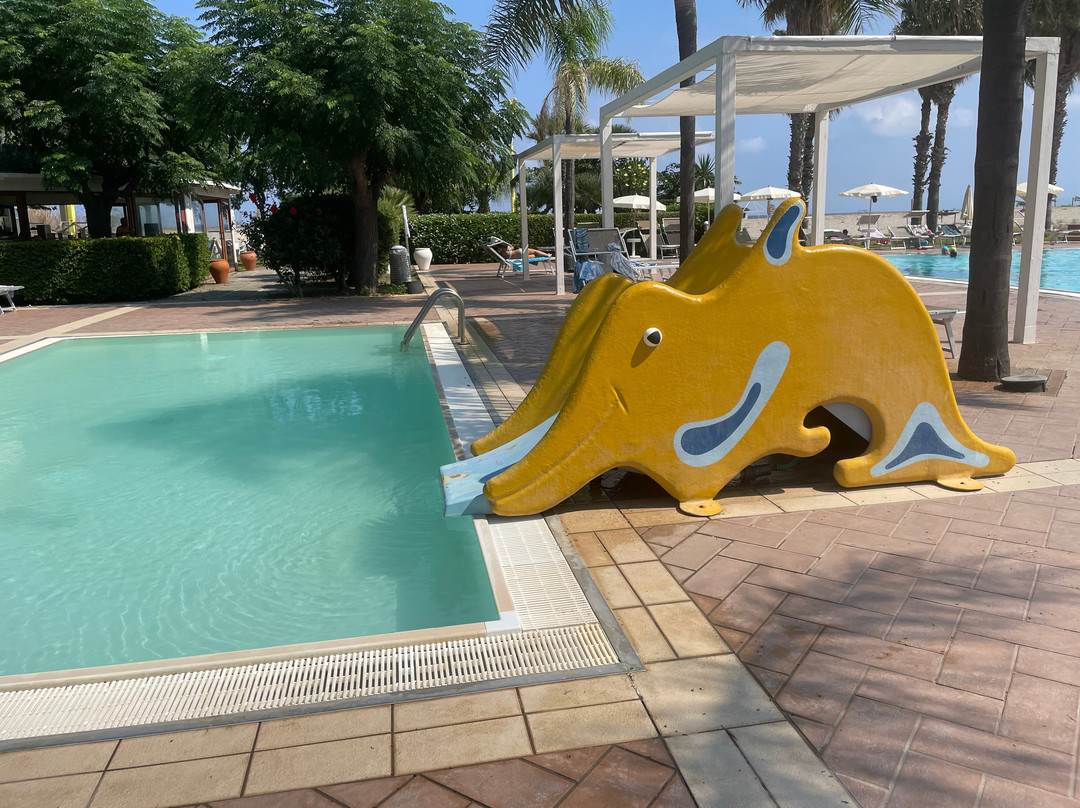 Fruit Village Mortelle Le Dune Beach Resort