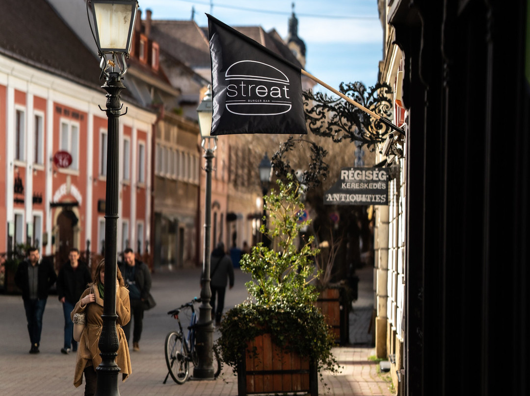 Streat Burger Bar