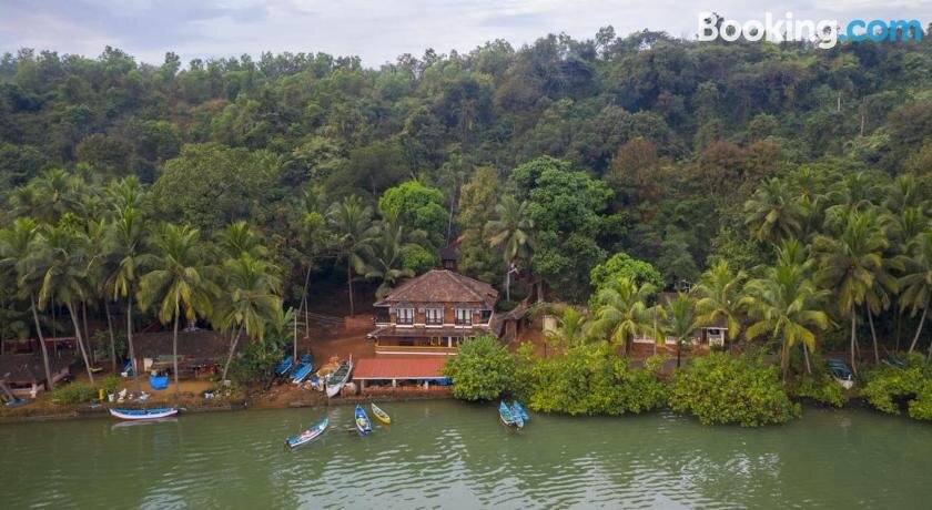 Velim酒店住宿-Neemrana's Three Waters