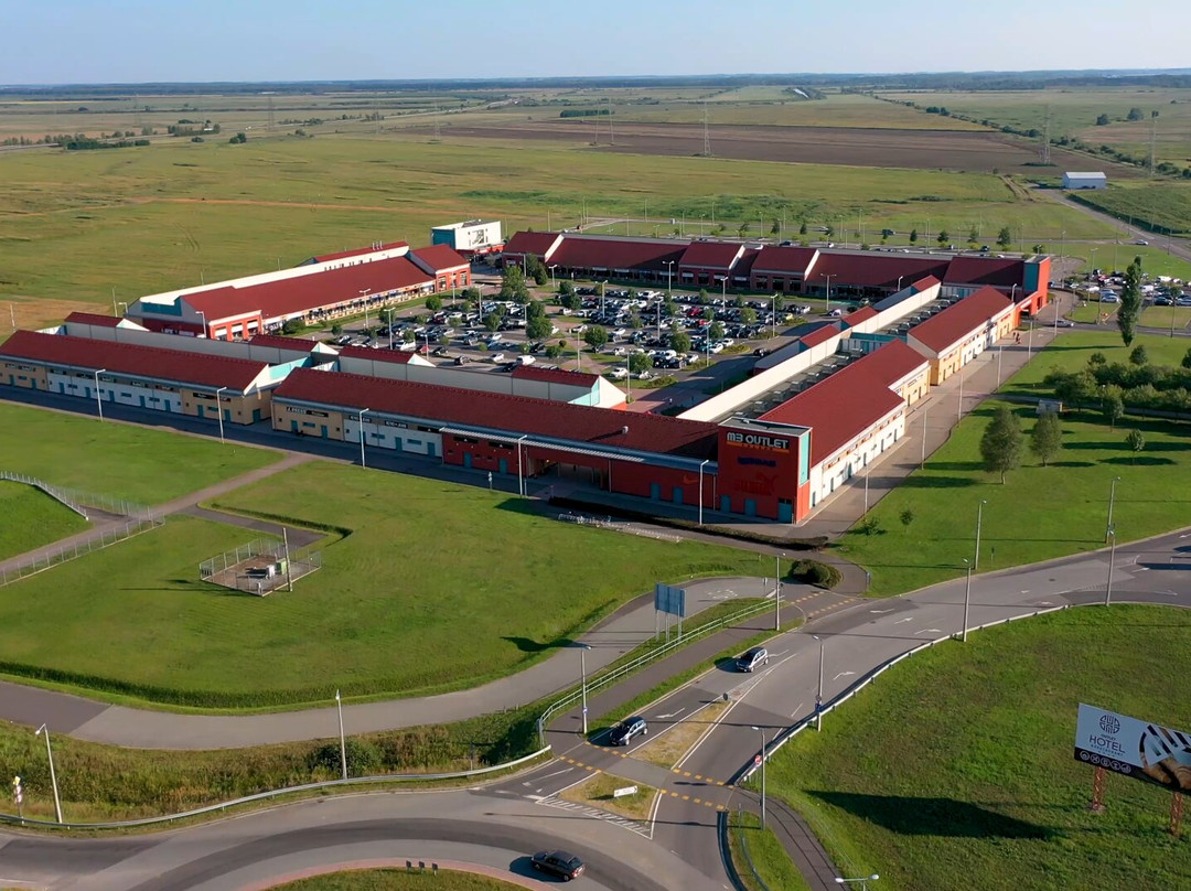 M3 Outlet Polgar景点图片