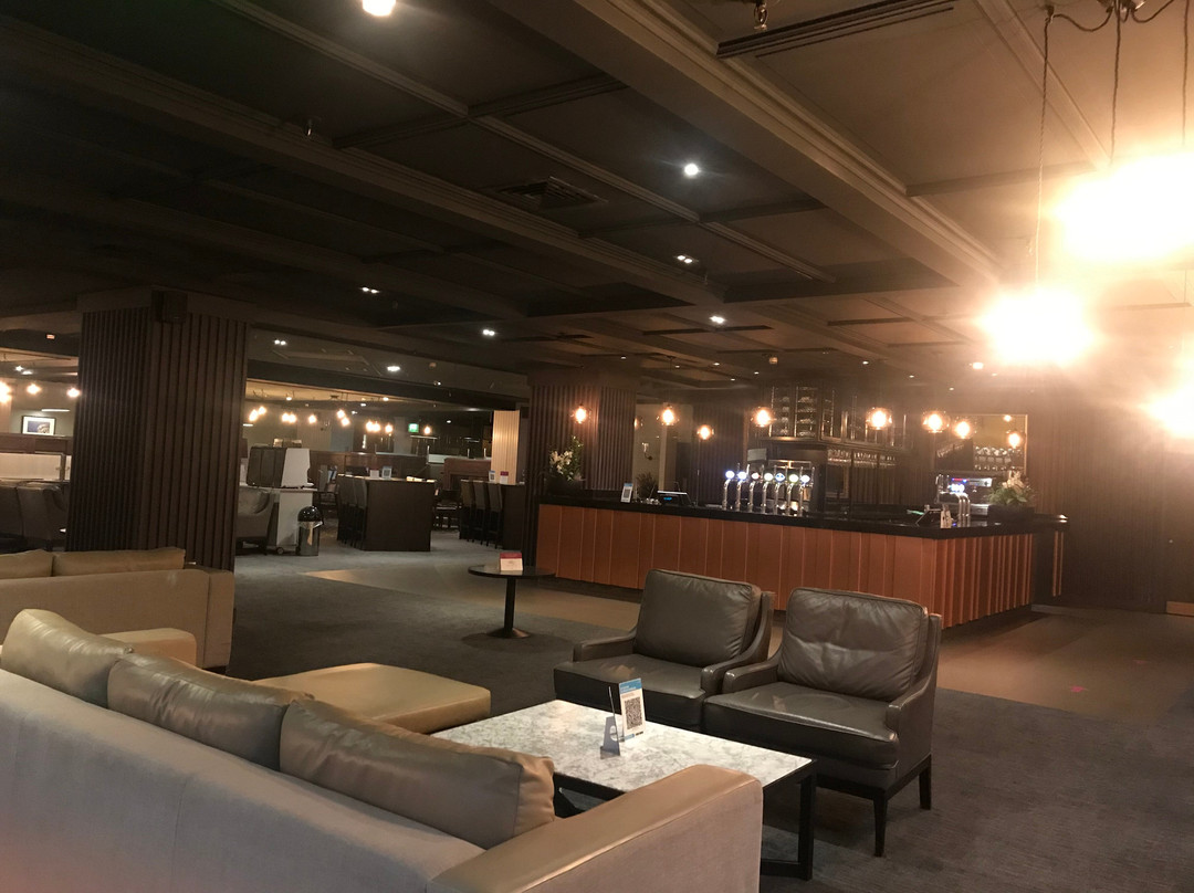 假日皇冠诺丁汉酒店主图