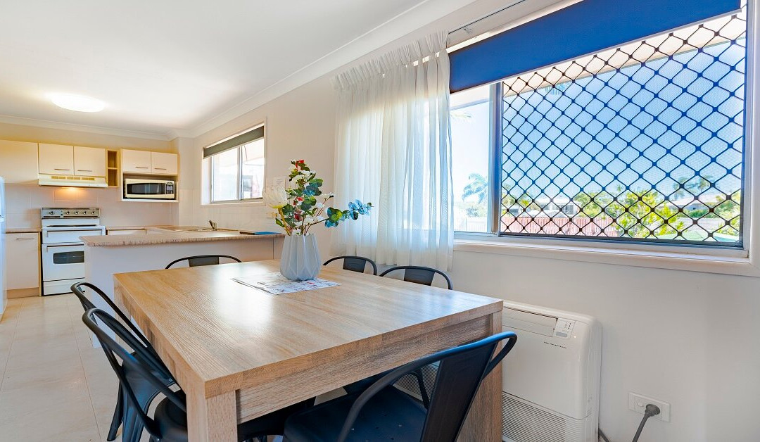 Red Star Palm Beach主图