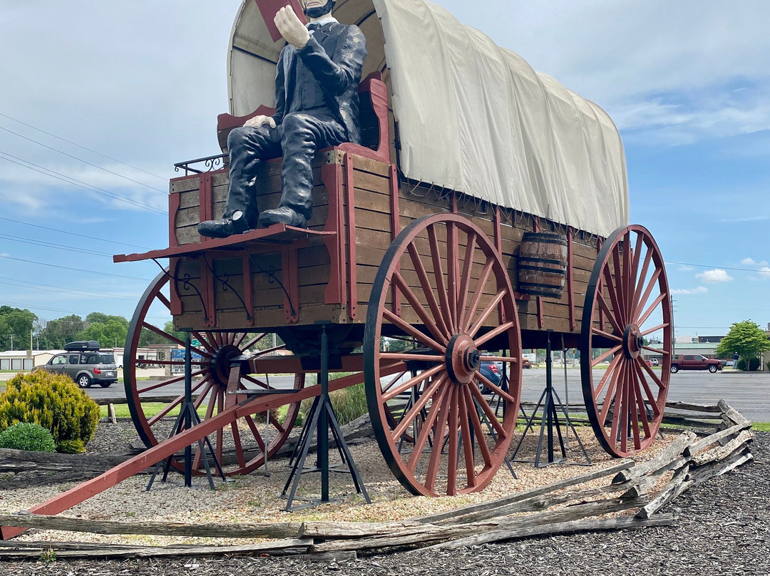 Railsplitter Covered Wagon景点图片