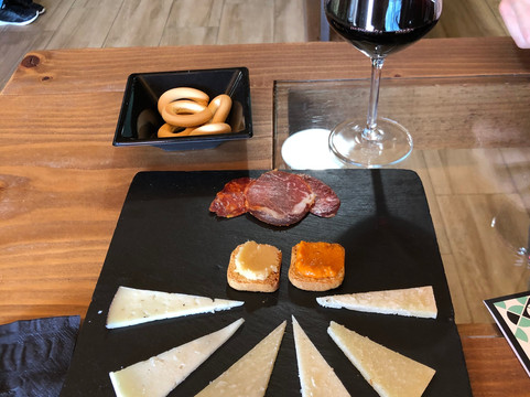 Queserías Chillón Plaza - Museo del Queso Chillón-Toro必去景点