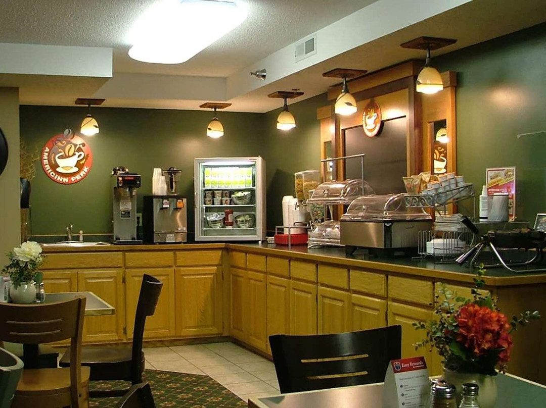 SureStay Plus Hotel by Best Western Litchfield主图