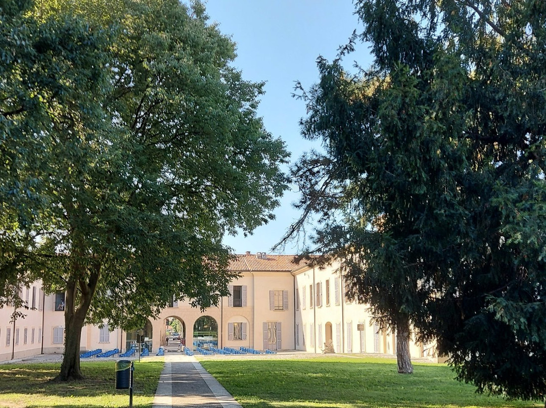 诺瓦米拉内塞旅游攻略图片