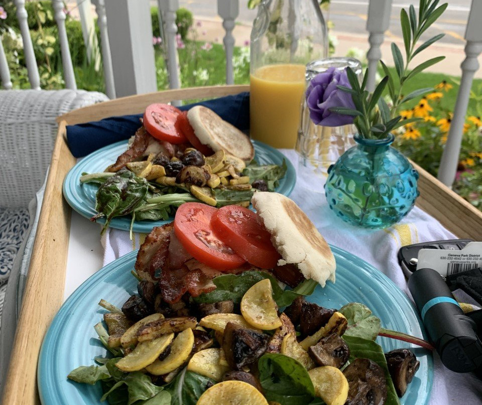 Glen Arbor Bed and Breakfast & Condos主图