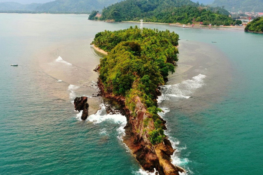 Carocok Painan Beach-Painan必去景点