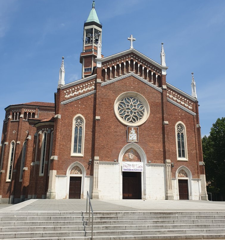Santuario Santa Valeria景点图片