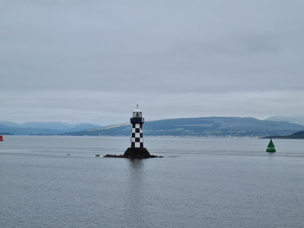 Lighthouse Island景点图片