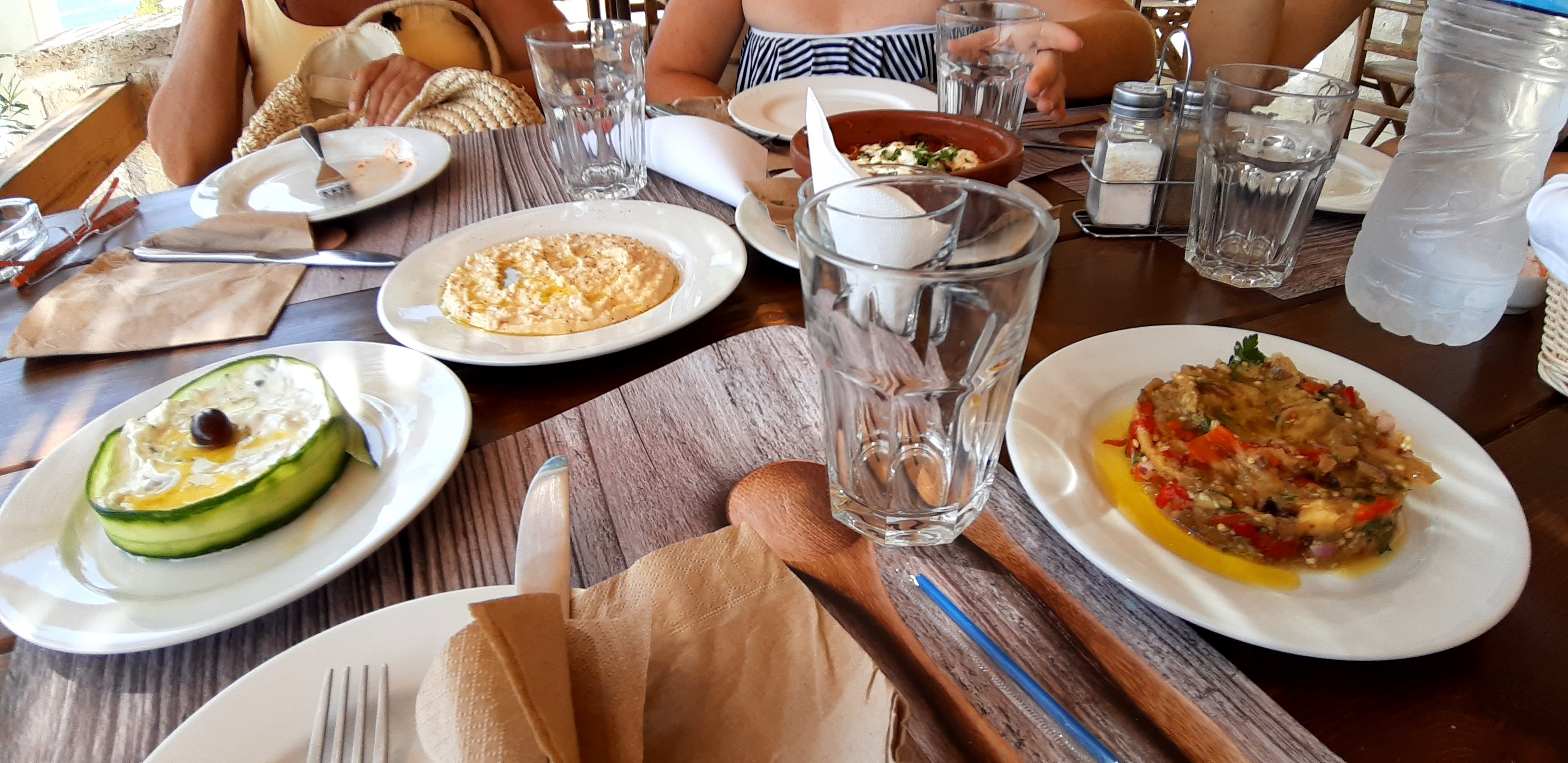 Hotel Cokkinis-餐饮