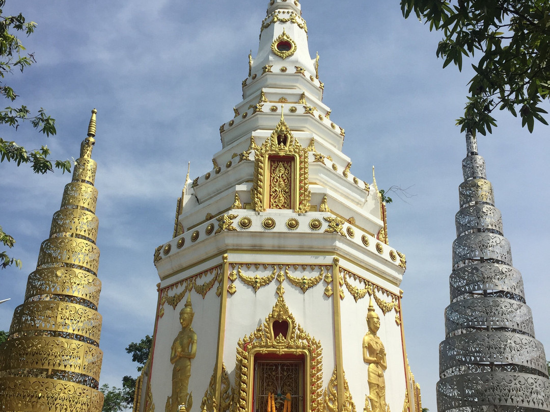 Phra That Maha Chai景点图片