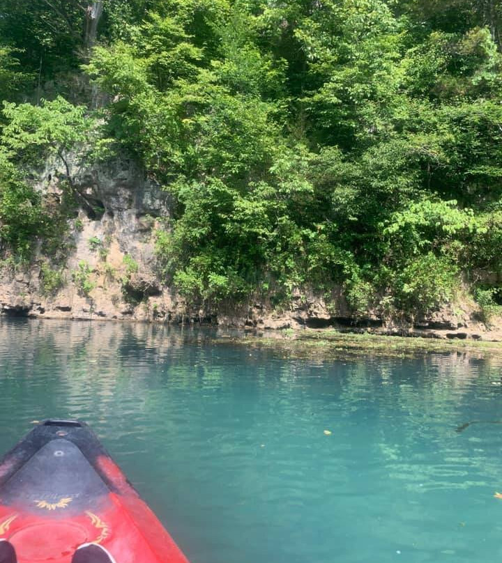 Carr's Canoe Rental景点图片