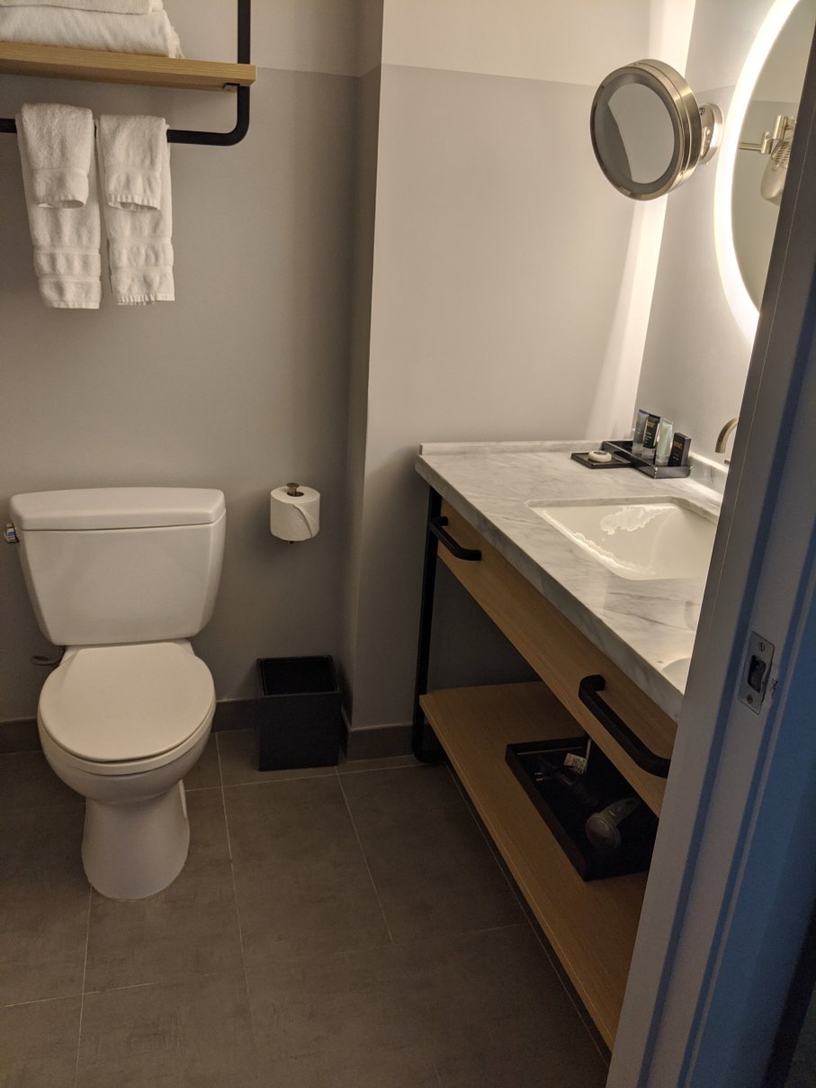 波特兰达尼韦希尔顿酒店-浴室