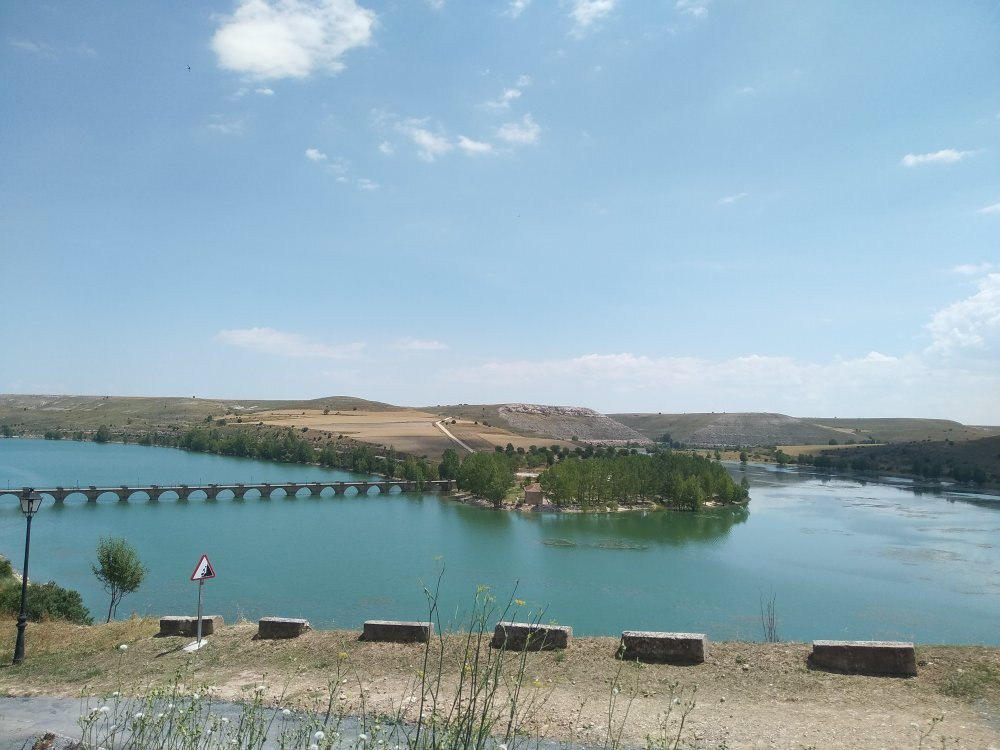 Ermita Romanica de la Veracruz-Maderuelo必去景点