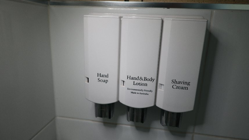 桥街汽车旅馆主图