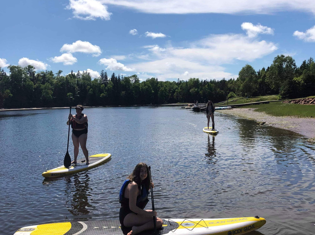Paddles on Fortune River-Souris必去景点