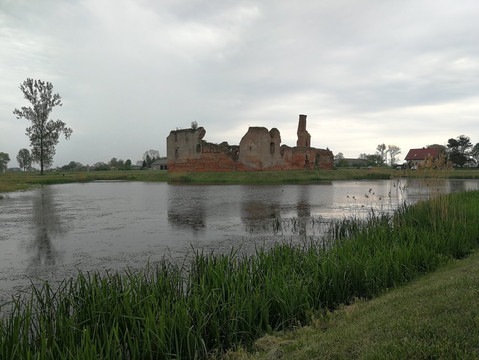 Castle in Besiekiery-Besiekiery必去景点