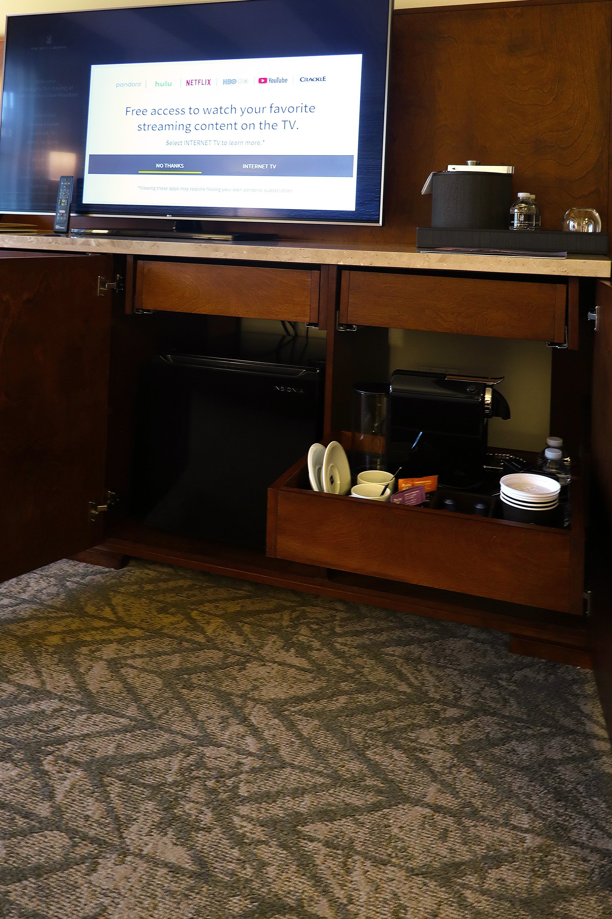 德芙山丽思卡尔顿酒店-portrait