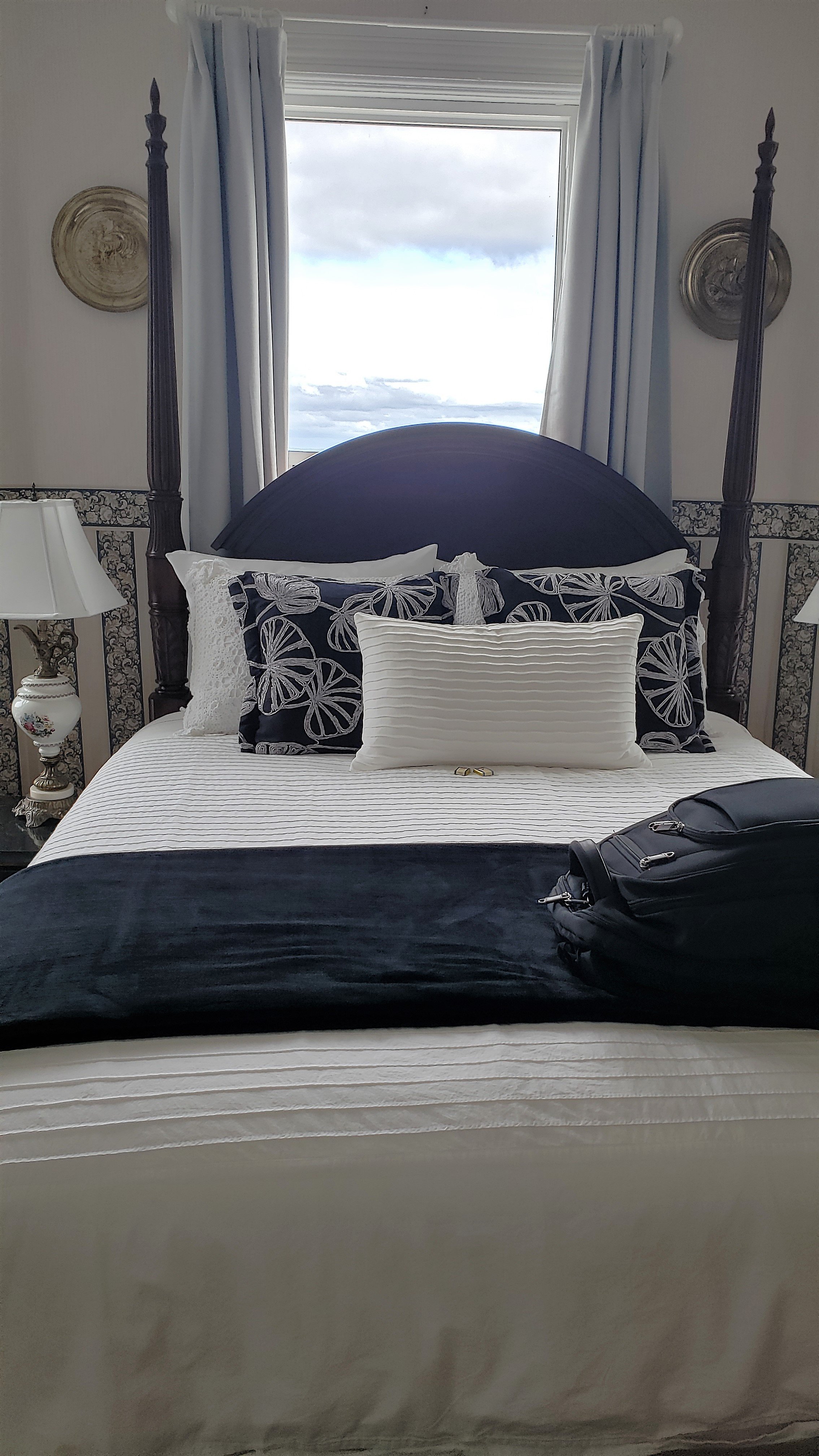 Hillside Landing B&B-portrait