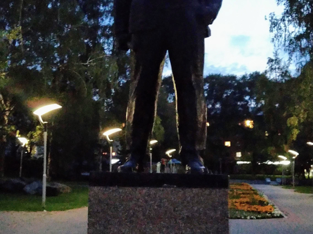 Monument to Mayakovskiy-乌法必去景点