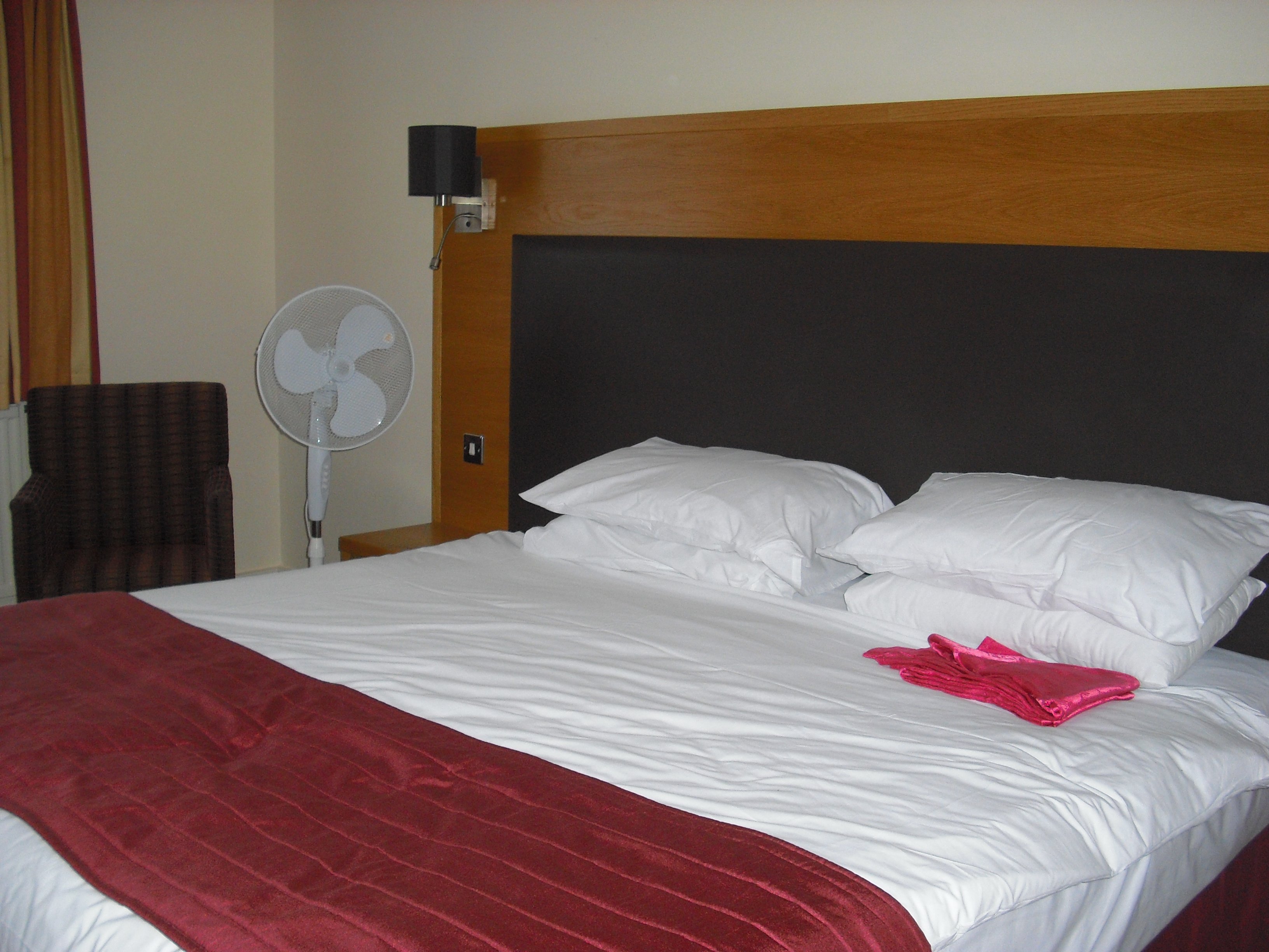 Three Counties Hotel-官方