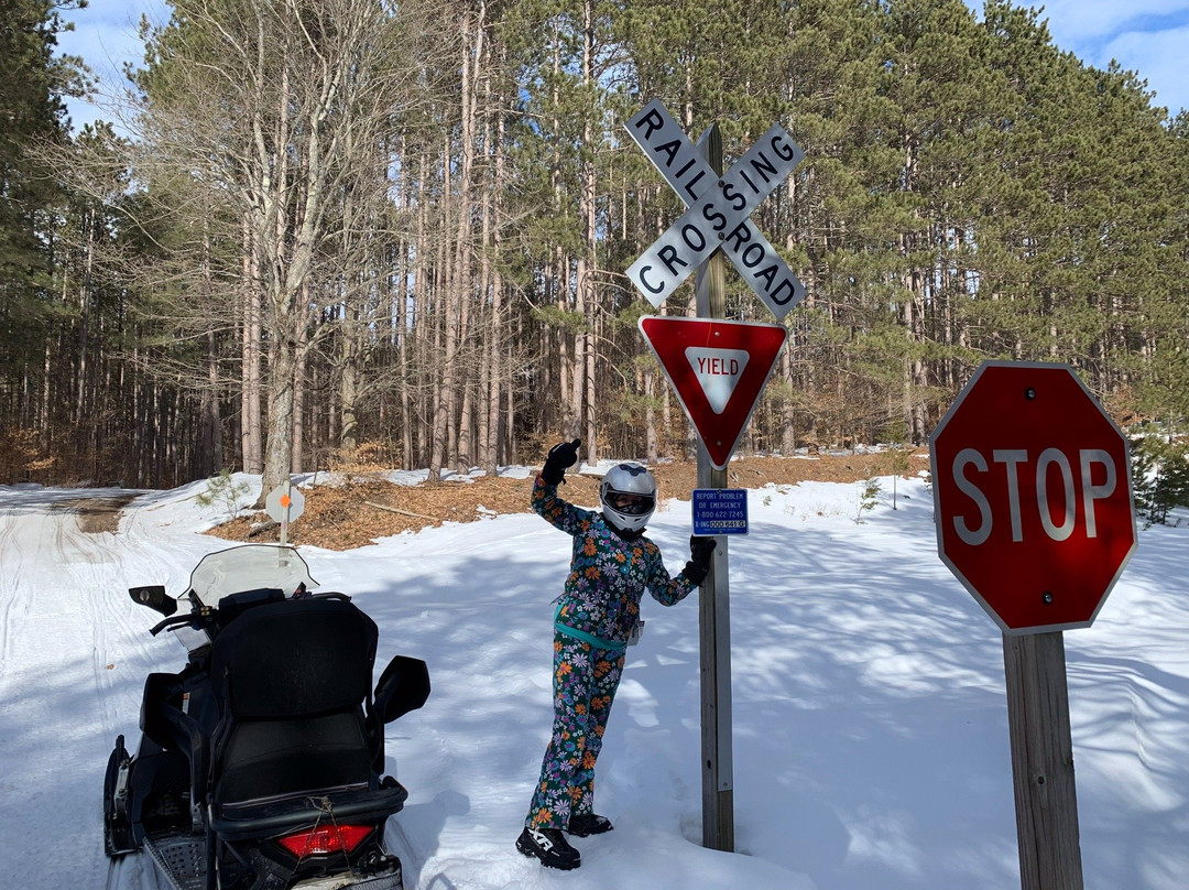 Blue Sky Rentals-特拉弗斯城必去景点