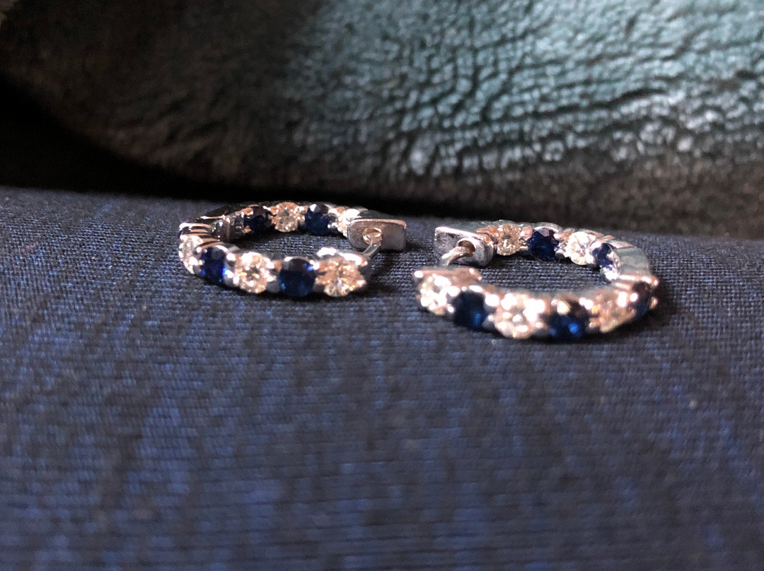 Noble Jewelers景点图片