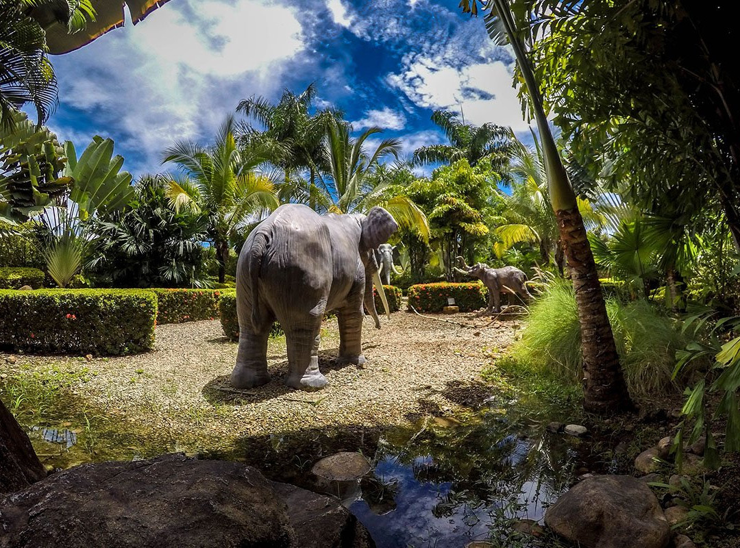 Club Los Lagos-内瓦必去景点