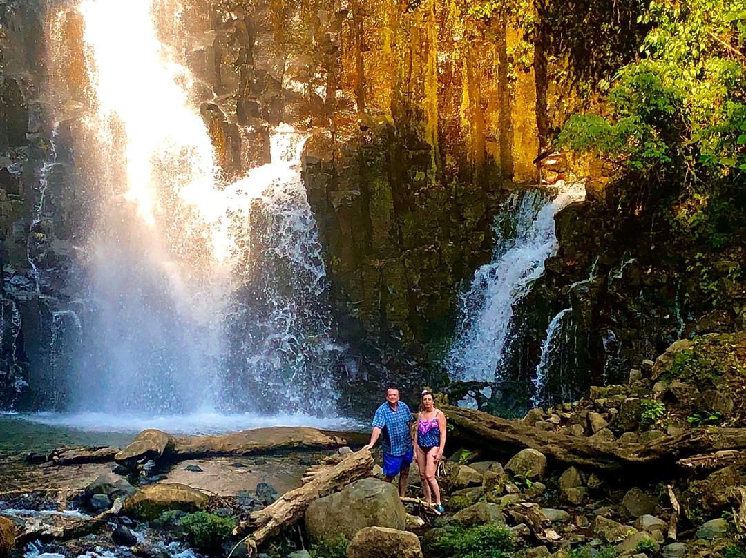 Los Chorros Waterfalls景点图片