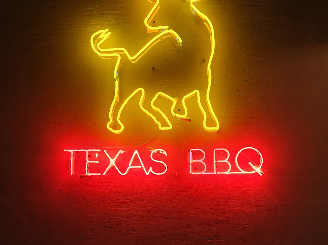 TEXAS BBQ Grill Bar