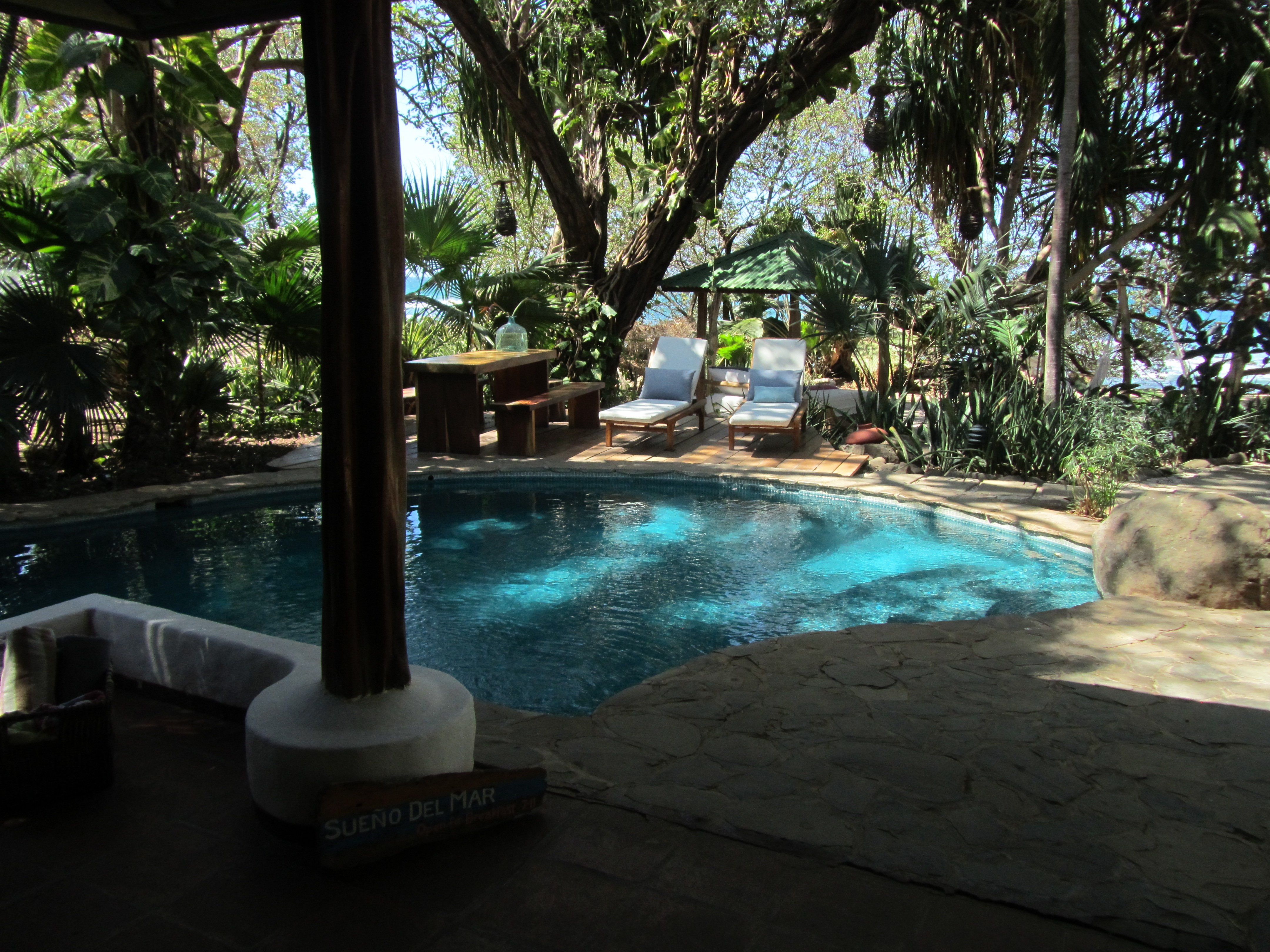Sueno del Mar Beachfront Bed & Breakfast-泳池