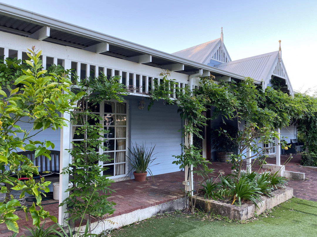 Lanterns Retreat Lodge主图