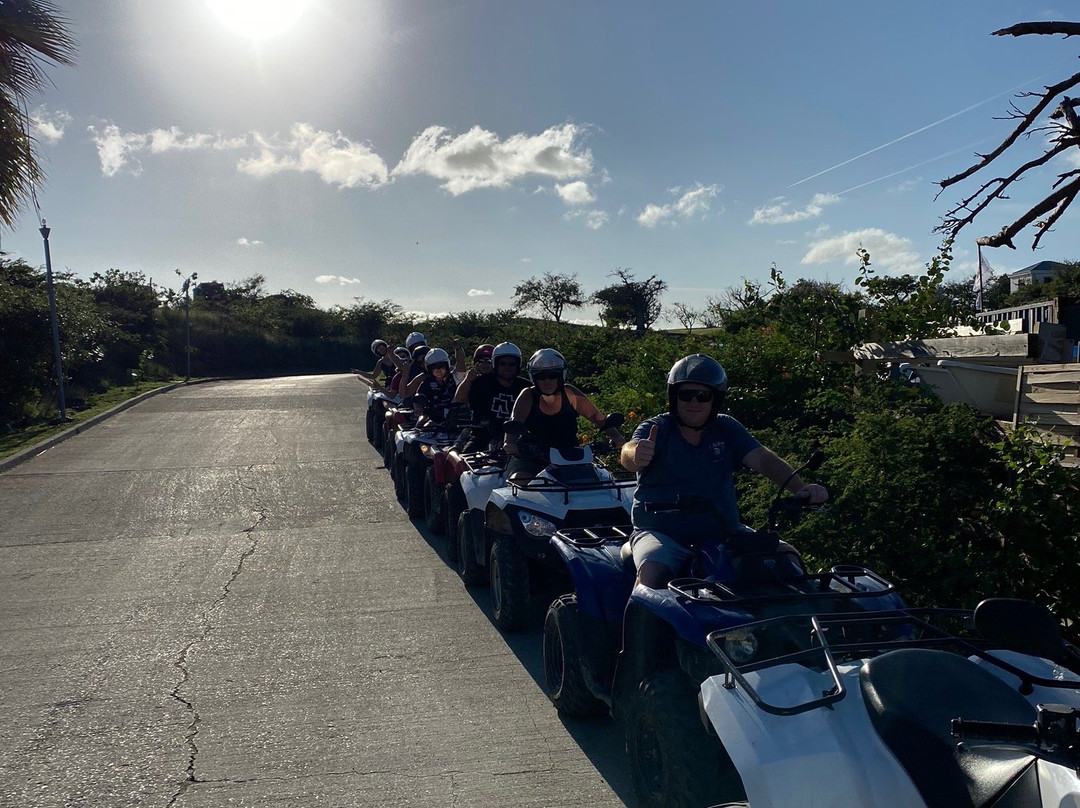 Quads And Furious-Oyster Pond必去景点