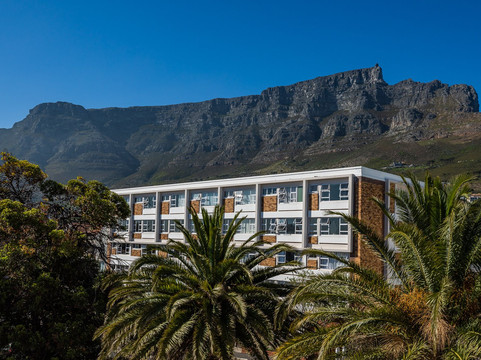 德温特酒店主图