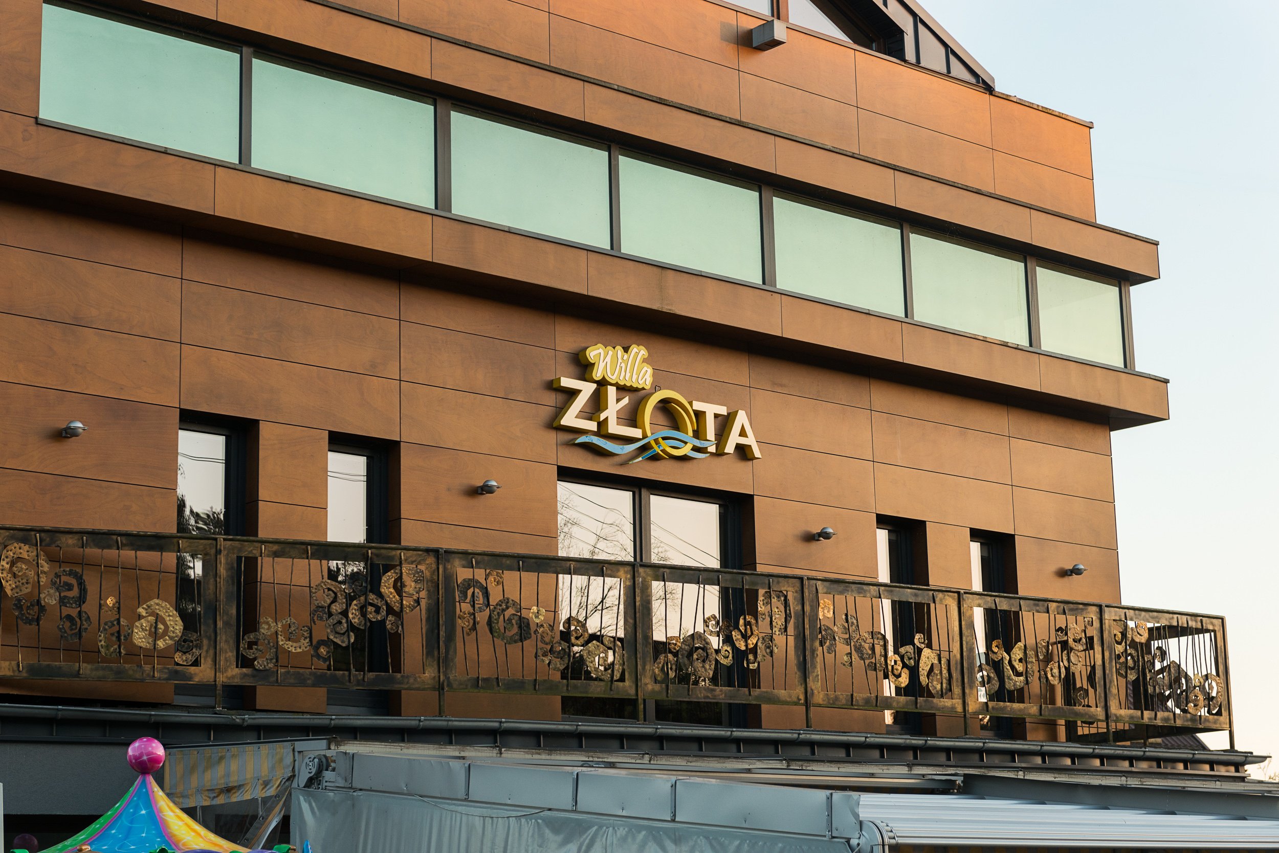 Willa Zlota-官方