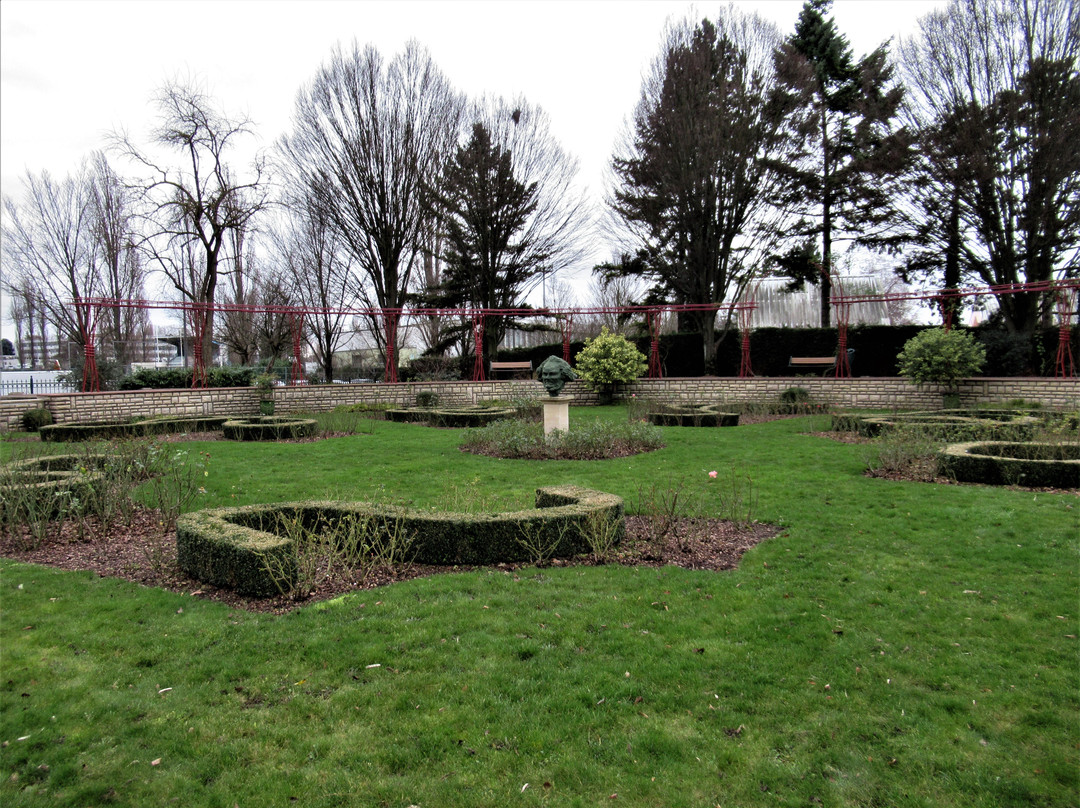 Roseraie Honoré Daumier-Aulnay-sous-Bois必去景点
