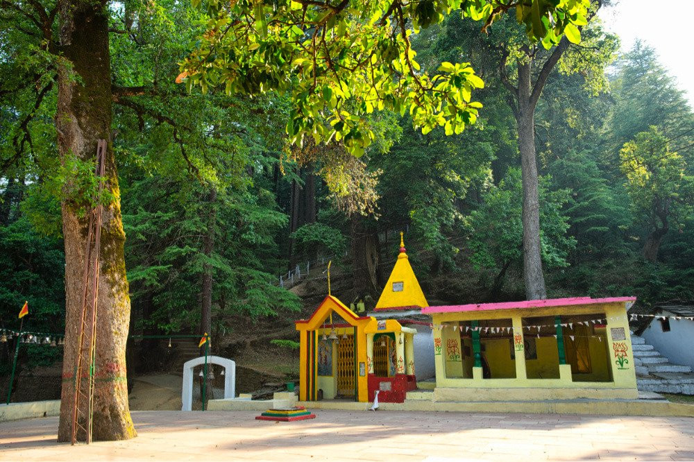 Vishnu Mandir And Shivalay景点图片