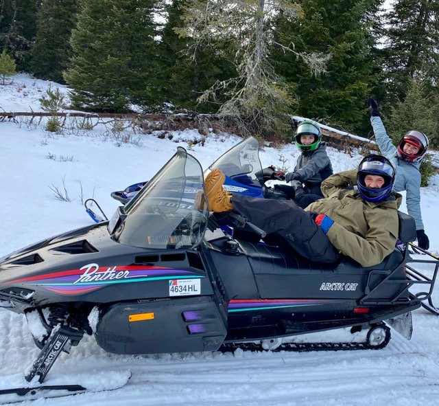 Adirondack Snowmobile-普莱西德湖必去景点