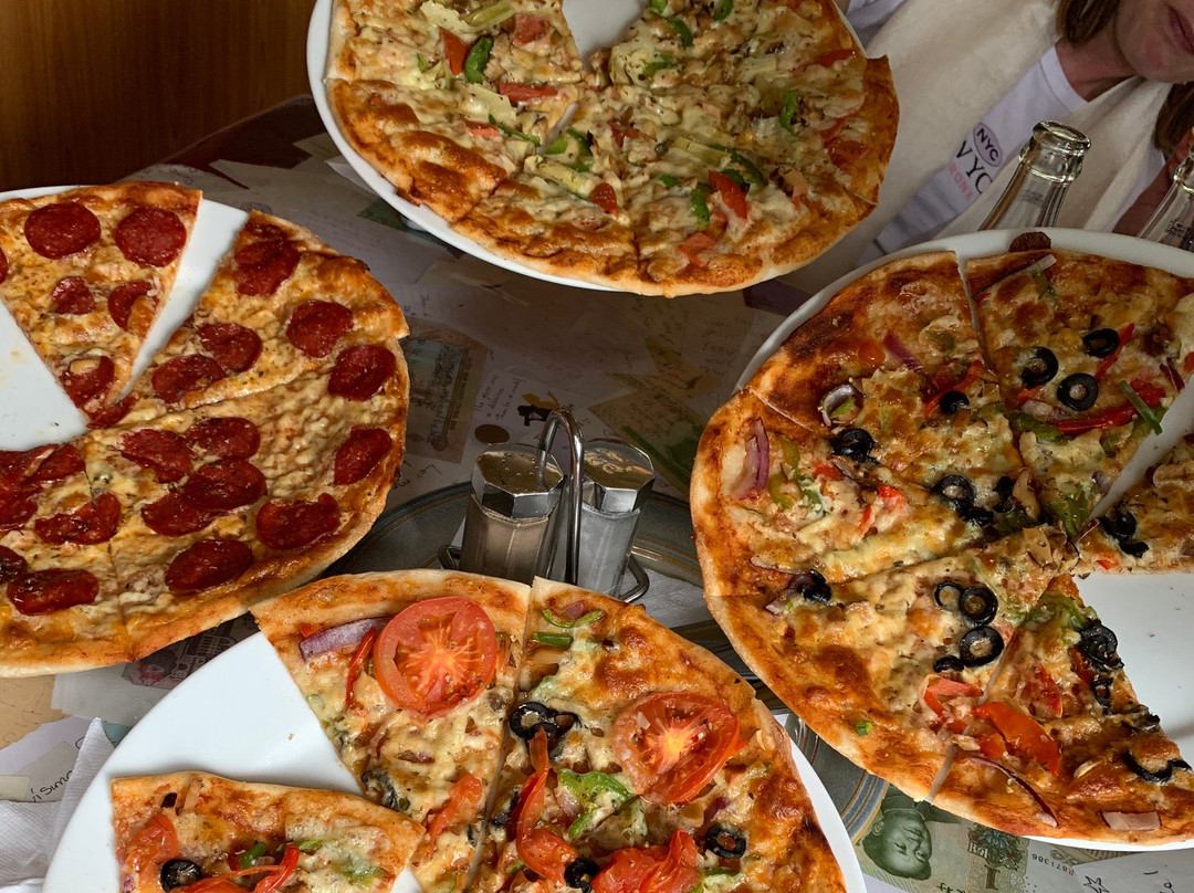 奴娃拉伊利雅餐馆和美食-Salmiya