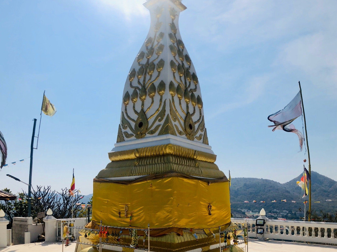 Wat Khao Sanam Chai-Nong Kae必去景点