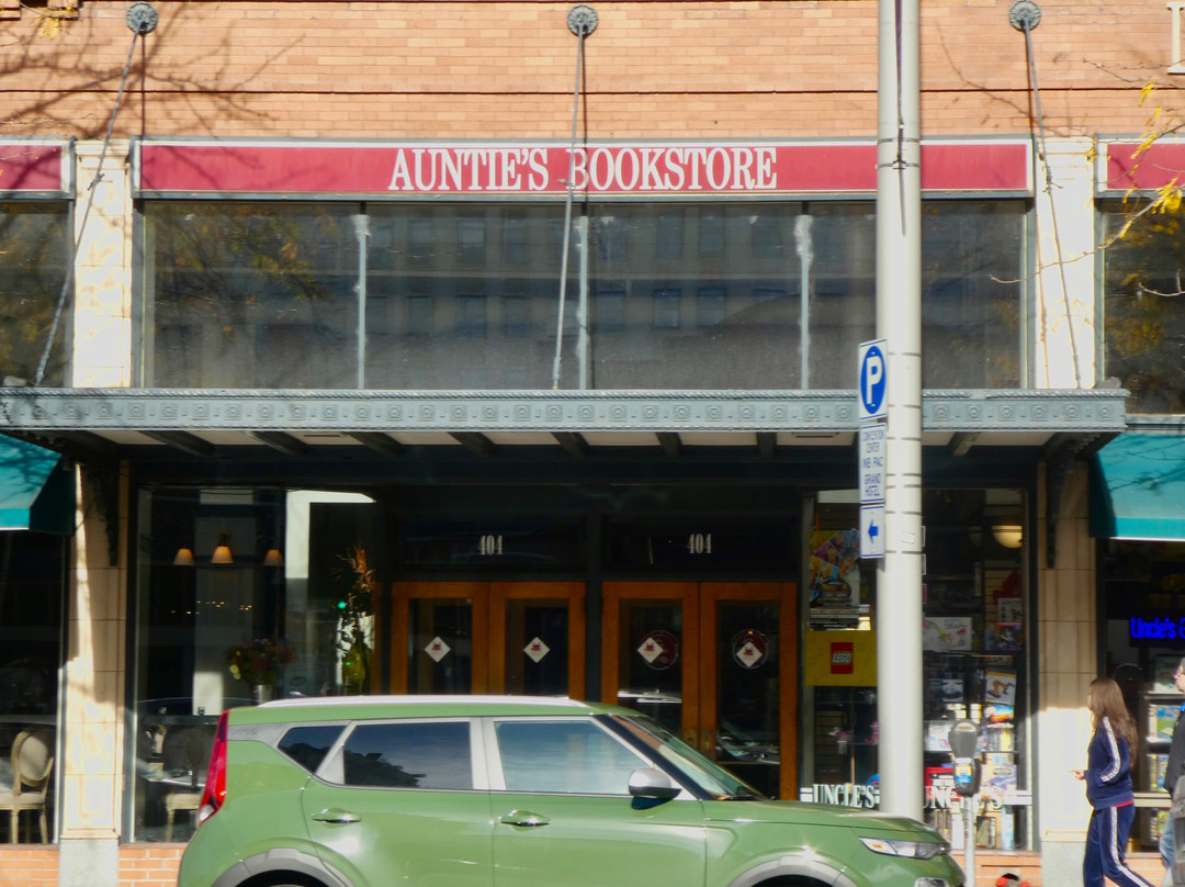 Auntie's Bookstore景点图片